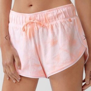 NWT Lorna Jane Dreamy Retro Shorts